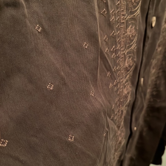 Tommy Bahama Button Up - Picture 2 of 6